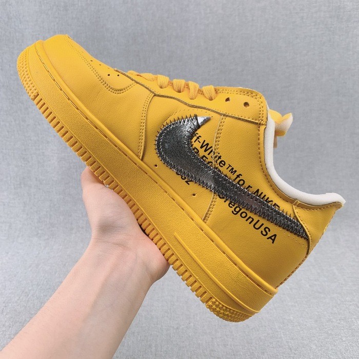 Air Force 1 x Off-White University Gold DD1876-700